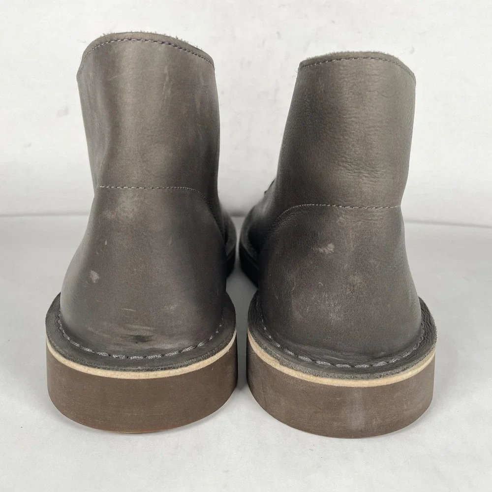 Clarks Desert Chukka Boots Mens Size 9.5 Gray Leather Lace Up Casual Shoes